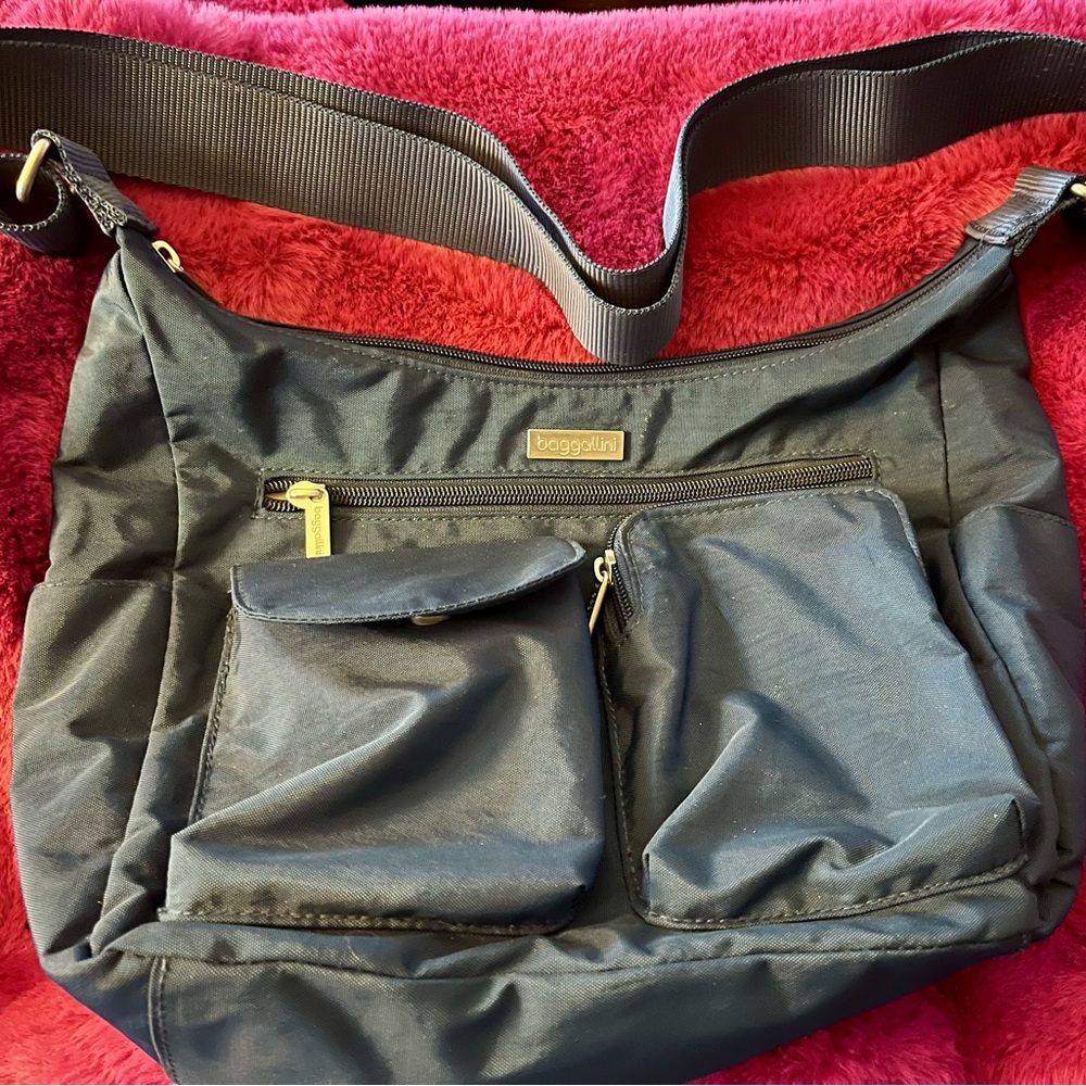 Baggallini Pacific Blue Crossbody Bag with Silver Accents